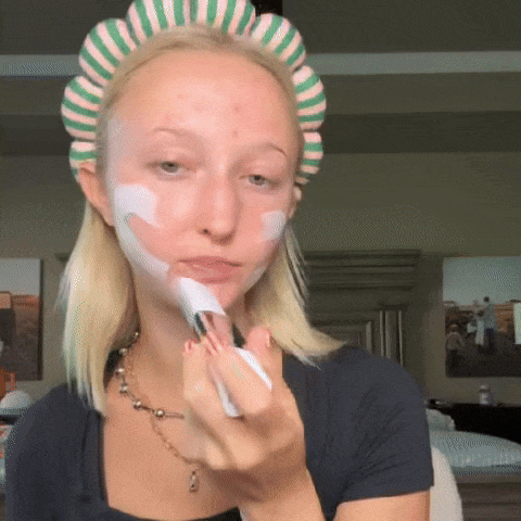 Liora Cover Cream Stick